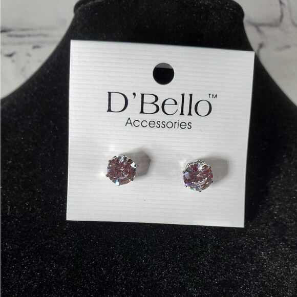 💜NWT D'Bello Faux Diamond Post Earrings - Picture 3 of 10